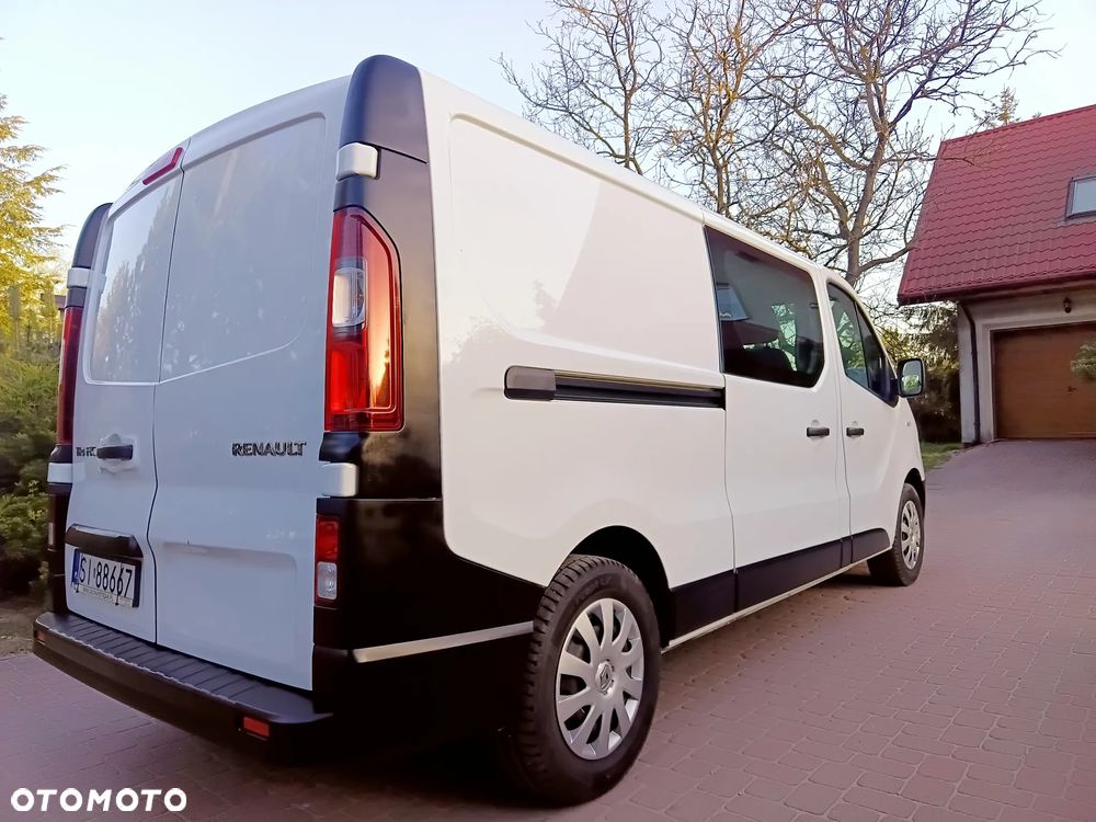 Renault Trafic - 17