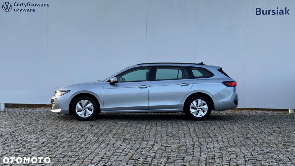 Volkswagen Passat - 4