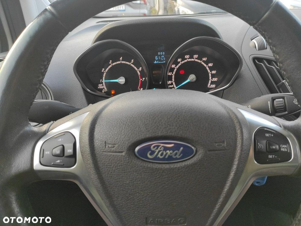 Ford Tourneo Courier 1.0 EcoBoost Titanium - 11