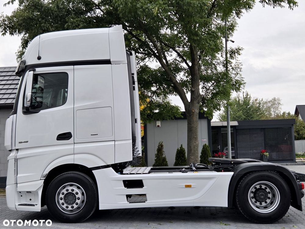 Mercedes-Benz ACTROS 1848/GIGA SPACE/CAŁY NA PODUSZKACH/ACC/KLIMA POSTOJOWA/WAGA/FULL LED/NAVIGACJA/DWA ŁÓŻKA/ - 32