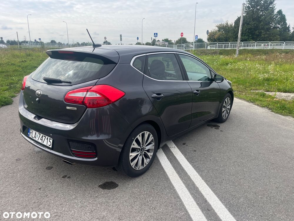 Kia Ceed 1.6 GDI Platinum Edition - 6