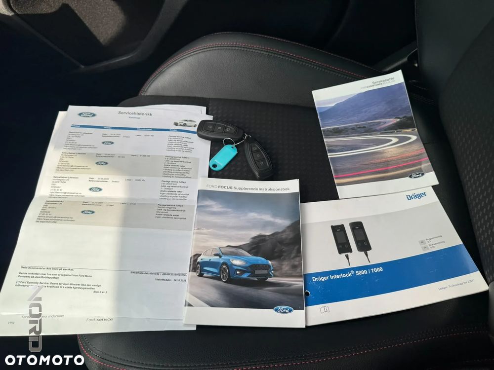 Ford Focus 1.5 EcoBlue Start-Stopp-System ST-LINE - 33