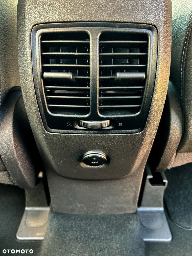 Ford Kuga 1.5 EcoBoost 2x4 Titanium - 31