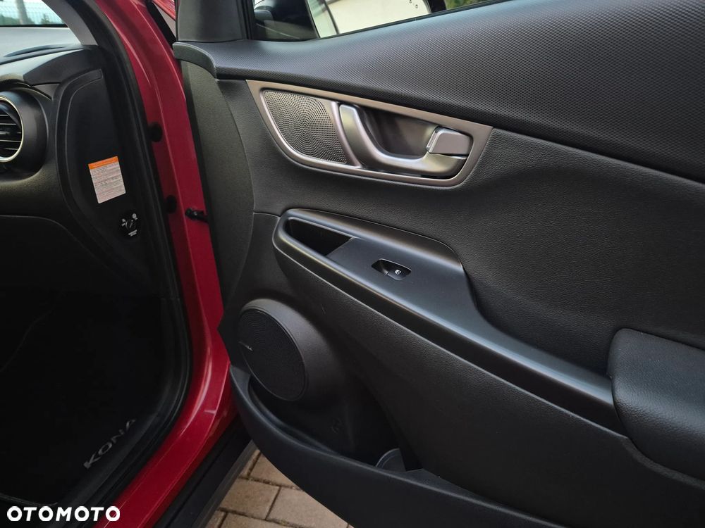 Hyundai Kona 64kWh Premium - 29