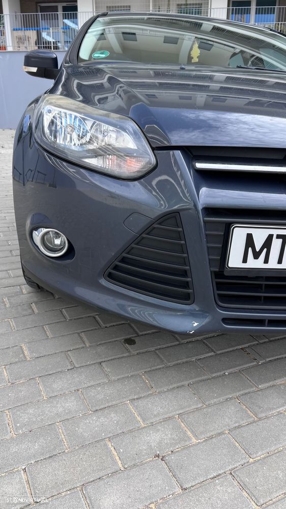 Ford Focus 1.6 EcoBoost S&S Titanium - 4