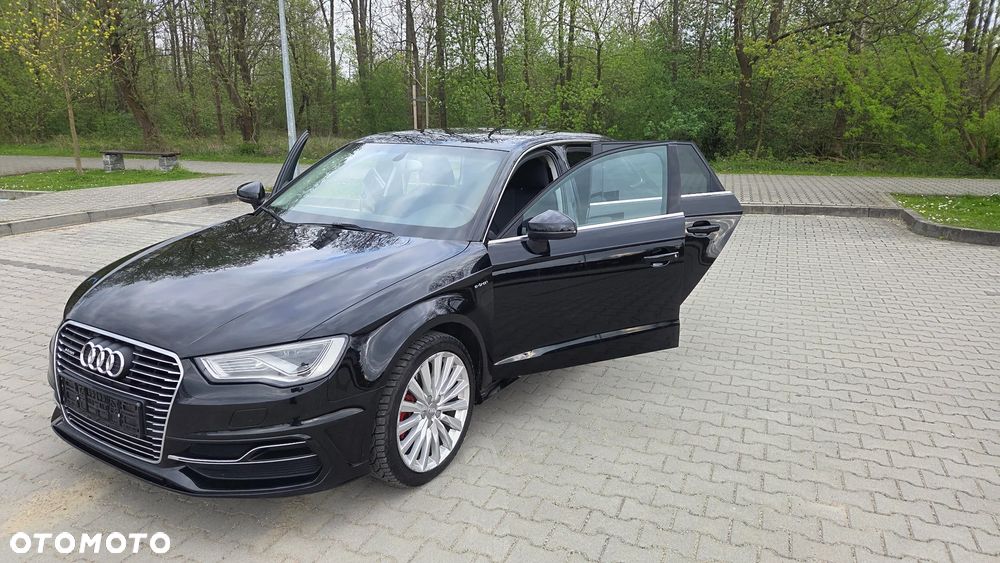 Audi A3 Sportback - 3