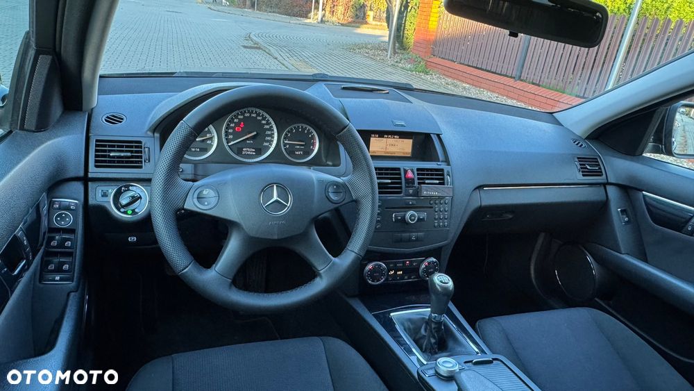 Mercedes-Benz Klasa C - 28