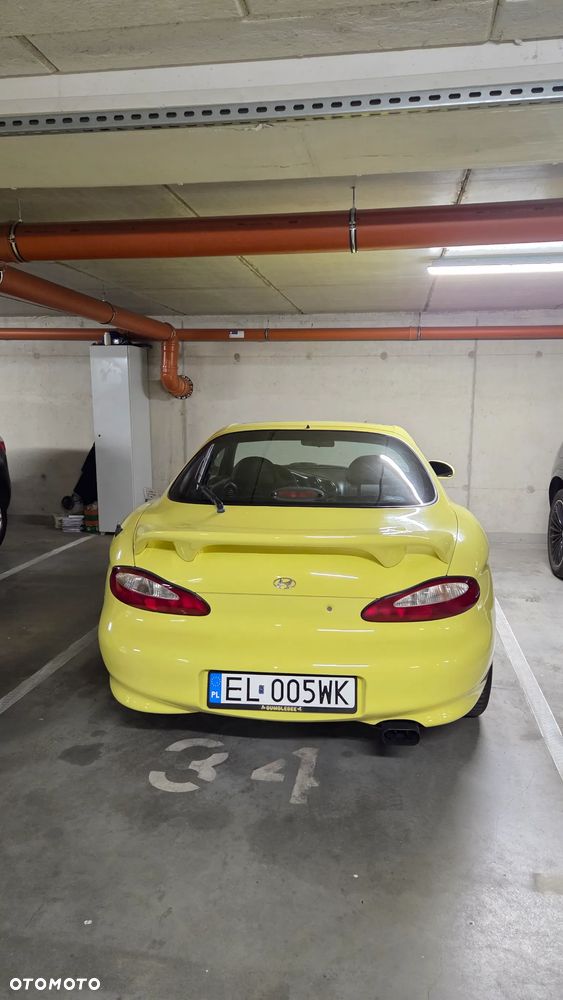 Hyundai Coupe - 5