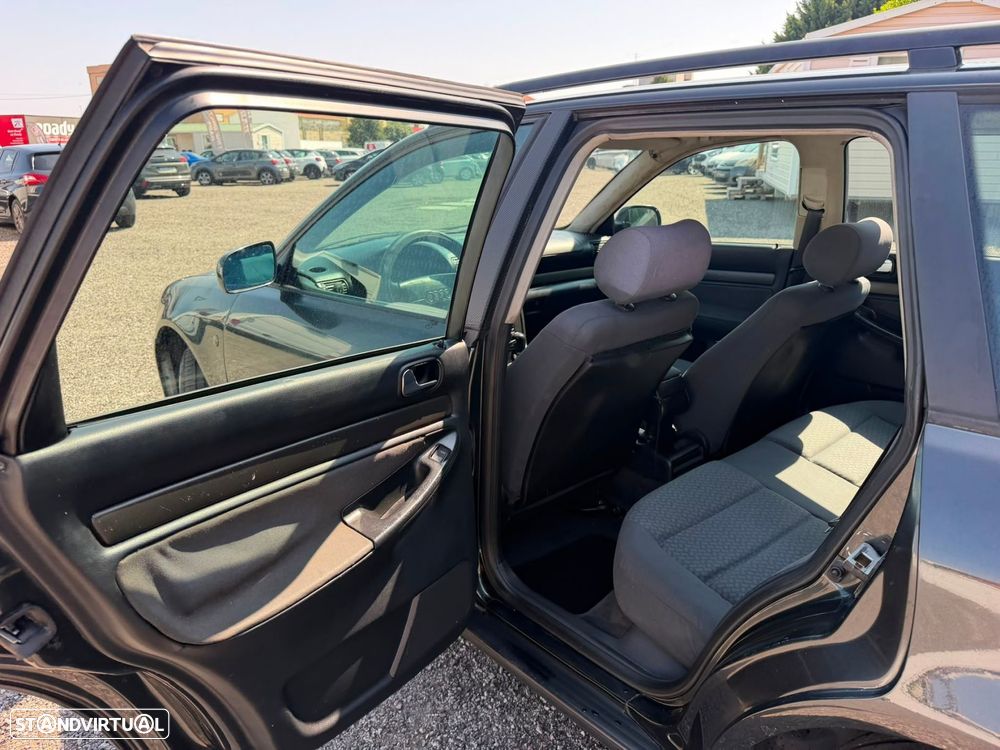 Audi A4 Avant 1.9 TDI Sport - 16