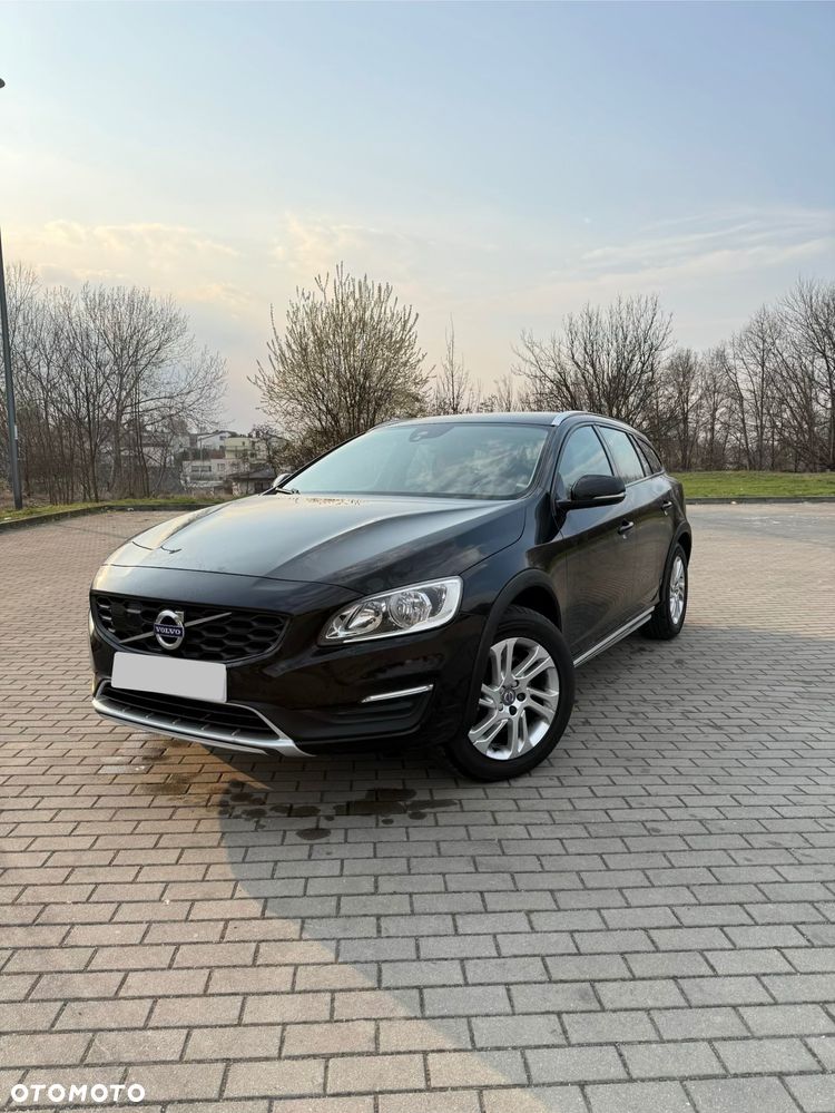 Volvo V60 Cross Country D3 Geartronic Summum - 3