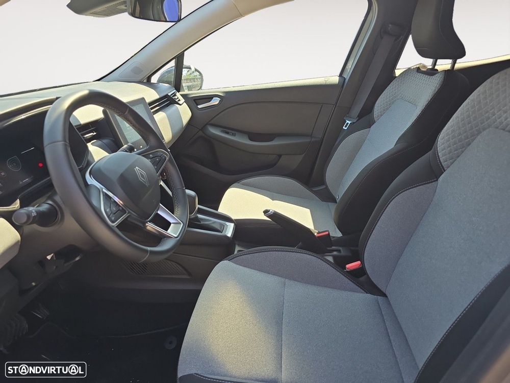 Renault Clio - 9