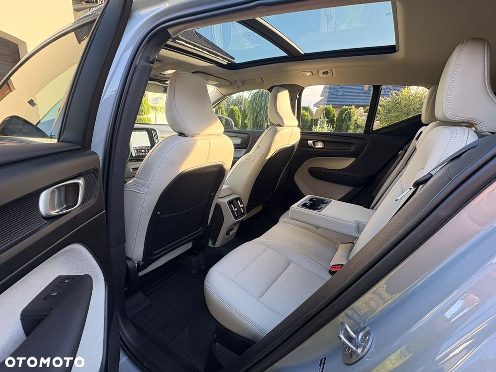 Volvo XC 40 - 19