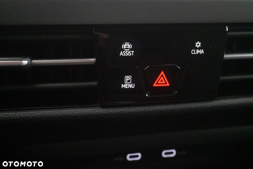 Volkswagen Golf Variant - 17