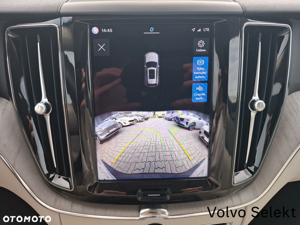 Volvo XC 60 - 25