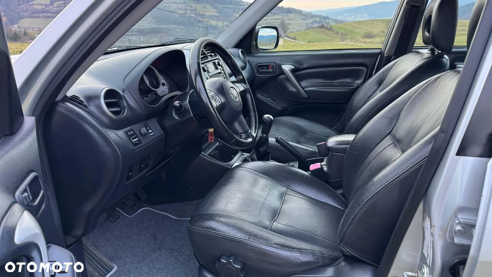 Toyota RAV4 D-4D 4x4 Executive - 25