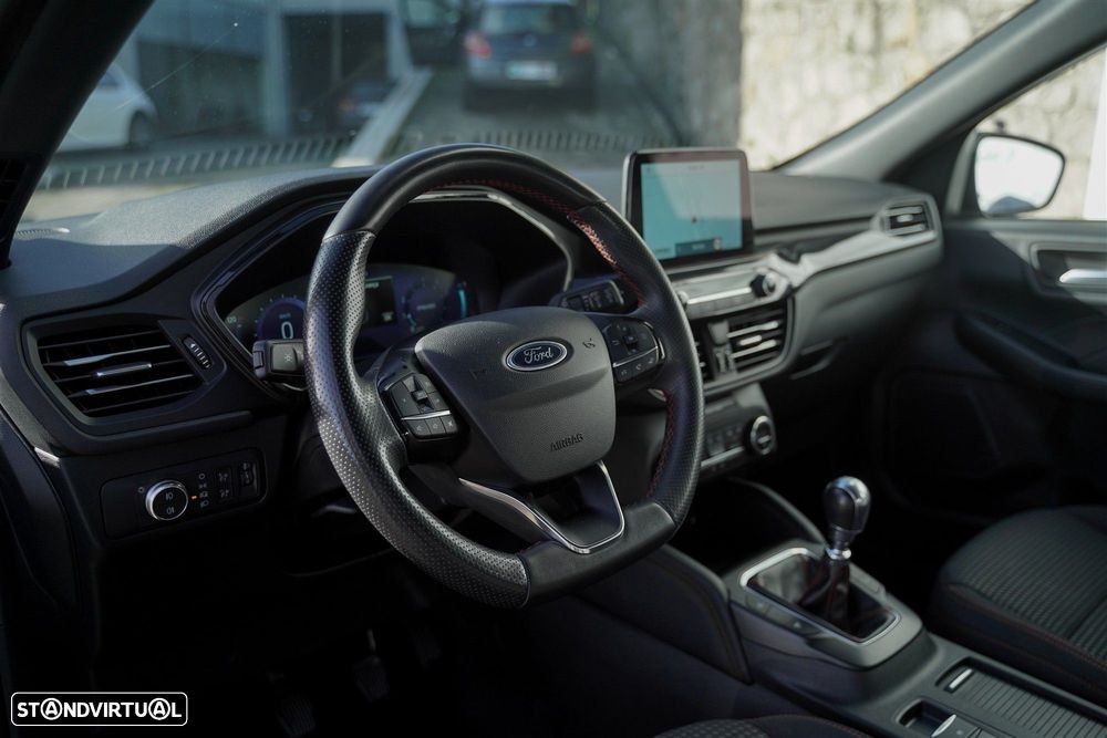 Ford Kuga 1.5 EcoBoost ST-Line - 30