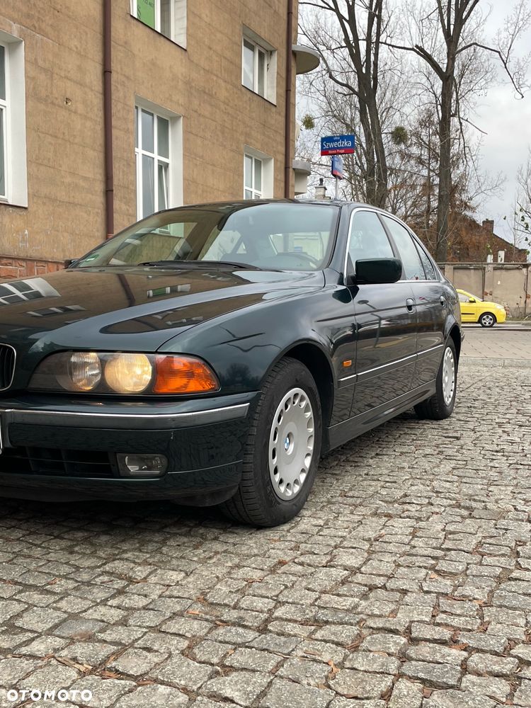 BMW Seria 5 - 16