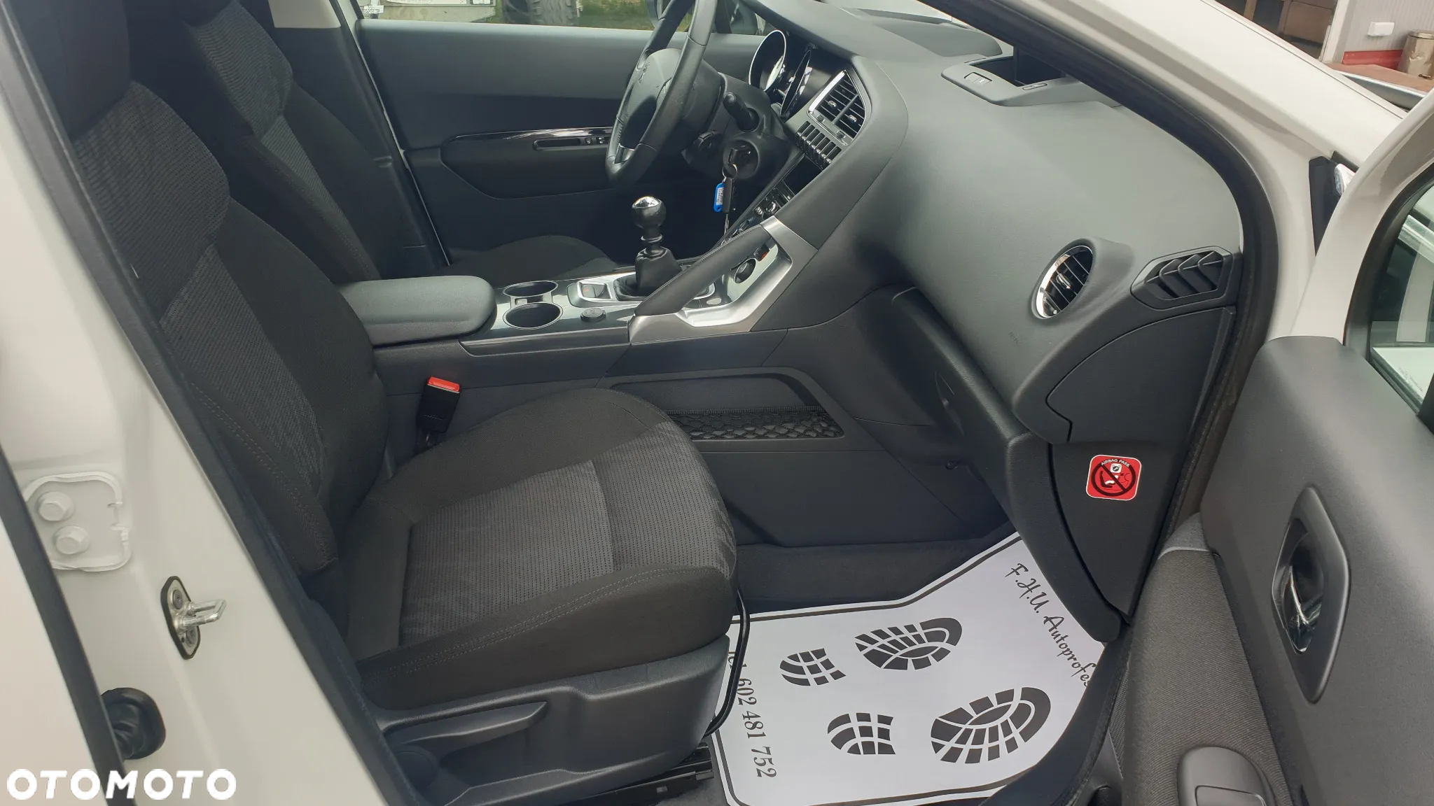 Peugeot 3008 - 14