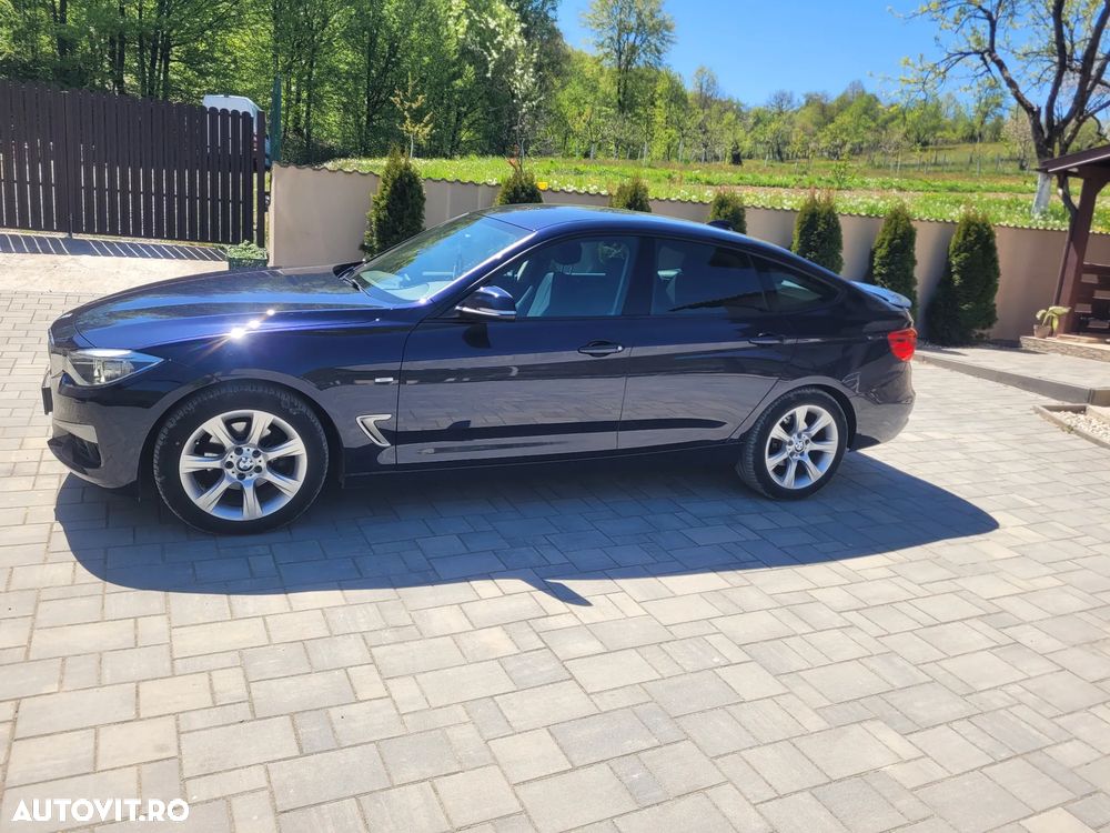 BMW Seria 3 320d xDrive - 12