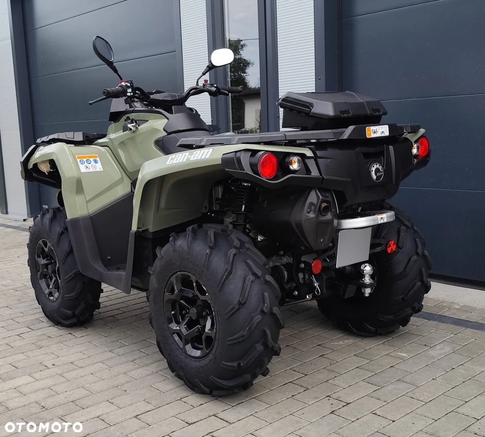 Can-Am Outlander - 5