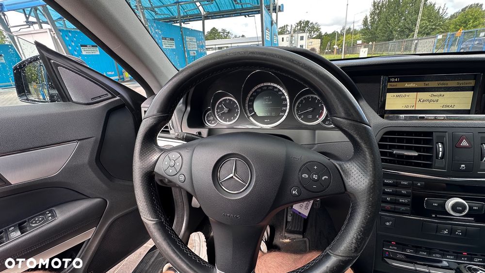 Mercedes-Benz Klasa E 350 CGI BlueEFFICIENCY 7G-TRONIC Avantgarde - 19