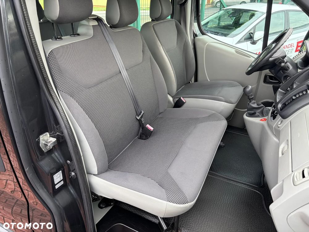 Opel Vivaro - 13