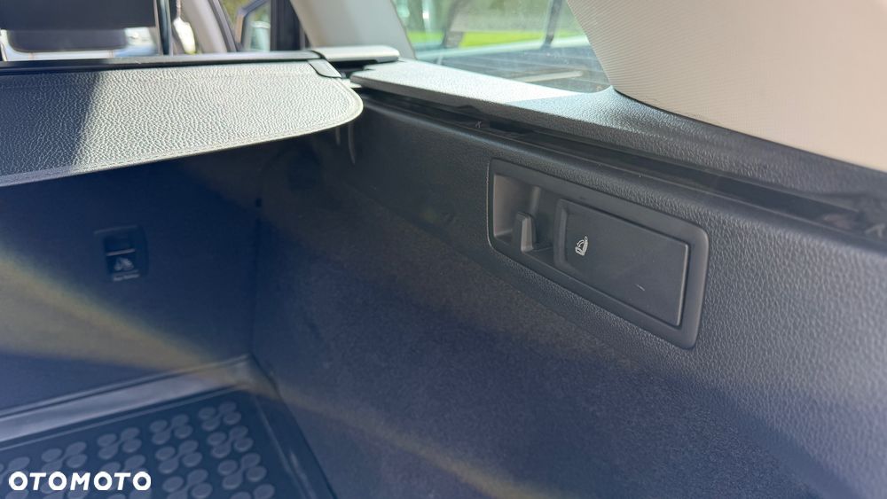 Volkswagen Golf 2.0 TDI BMT Highline - 19