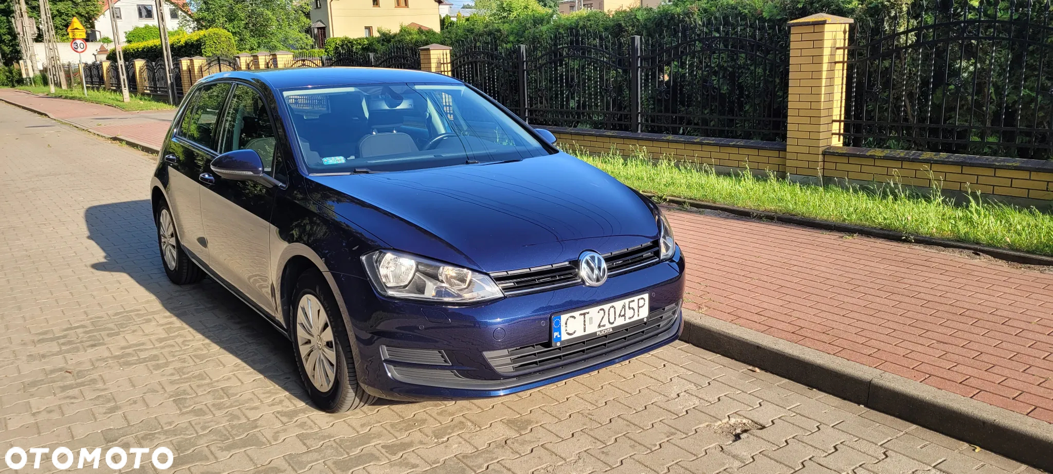 Volkswagen Golf 1.4 TSI BlueMotion Technology Comfortline - 2