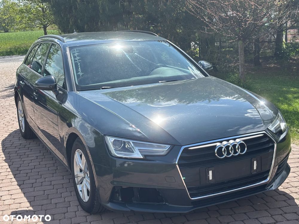 Audi A4 Avant 2.0 TDI DPF clean diesel Attraction - 4