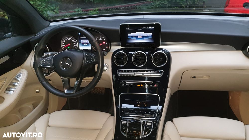 Mercedes-Benz GLC 300 d 4MATIC - 2