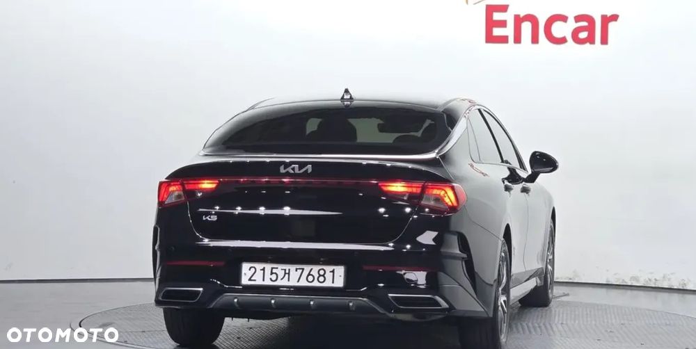 Kia K5 - 5