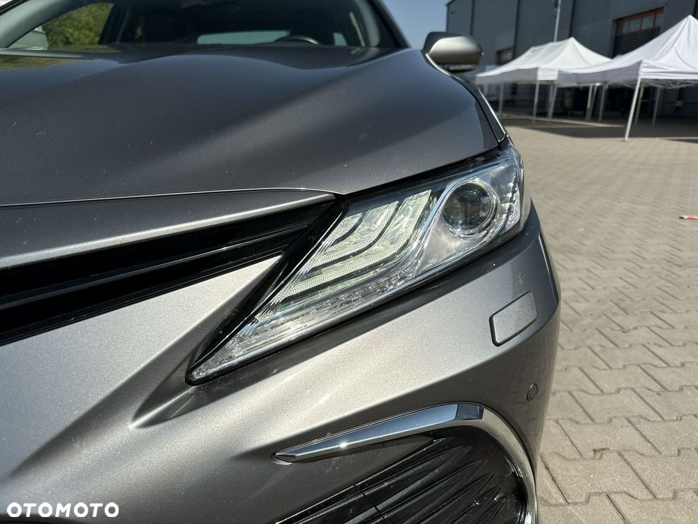Toyota Camry 2.5 Hybrid Executive CVT - 9