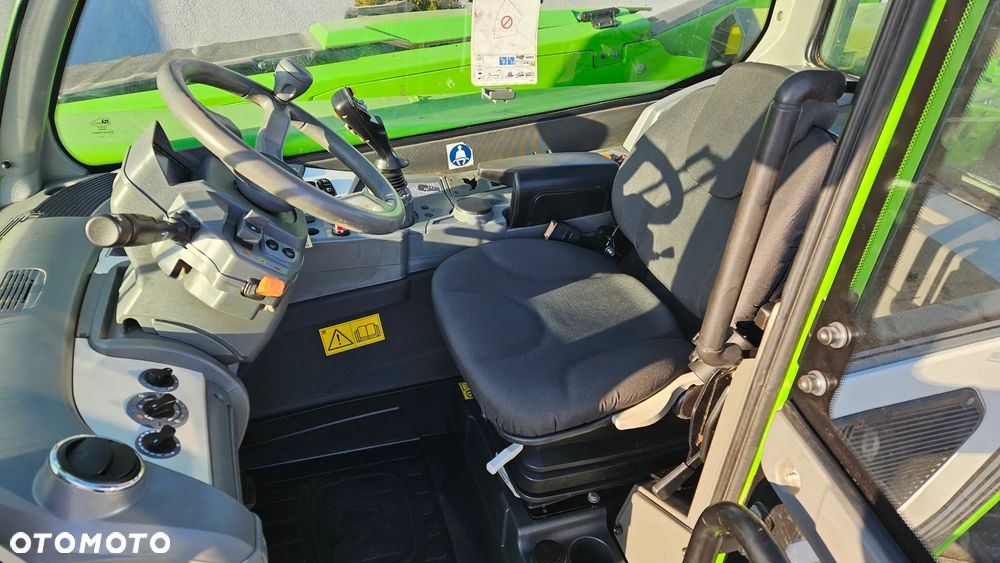 Deutz-Fahr Agrovector 37.7 - 38