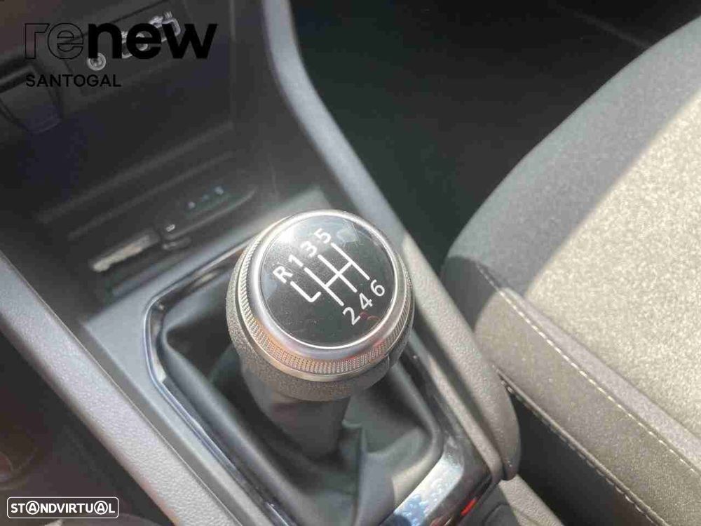 Renault Clio 1.0 TCe Evolution - 17