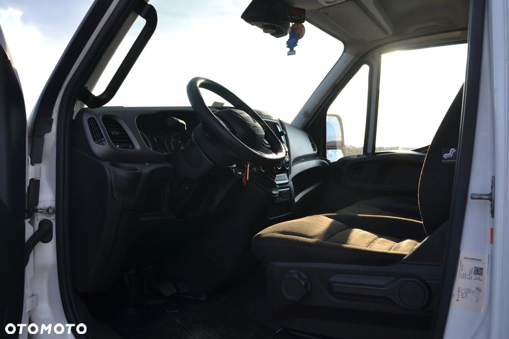 Iveco Daily 72C18 70C18 Chłodnia Izoterma 8 Palet Agregat Carrier XARIOS 500 Full LED Hi-Matic - 9