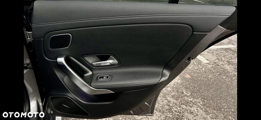 Mercedes-Benz CLA - 14