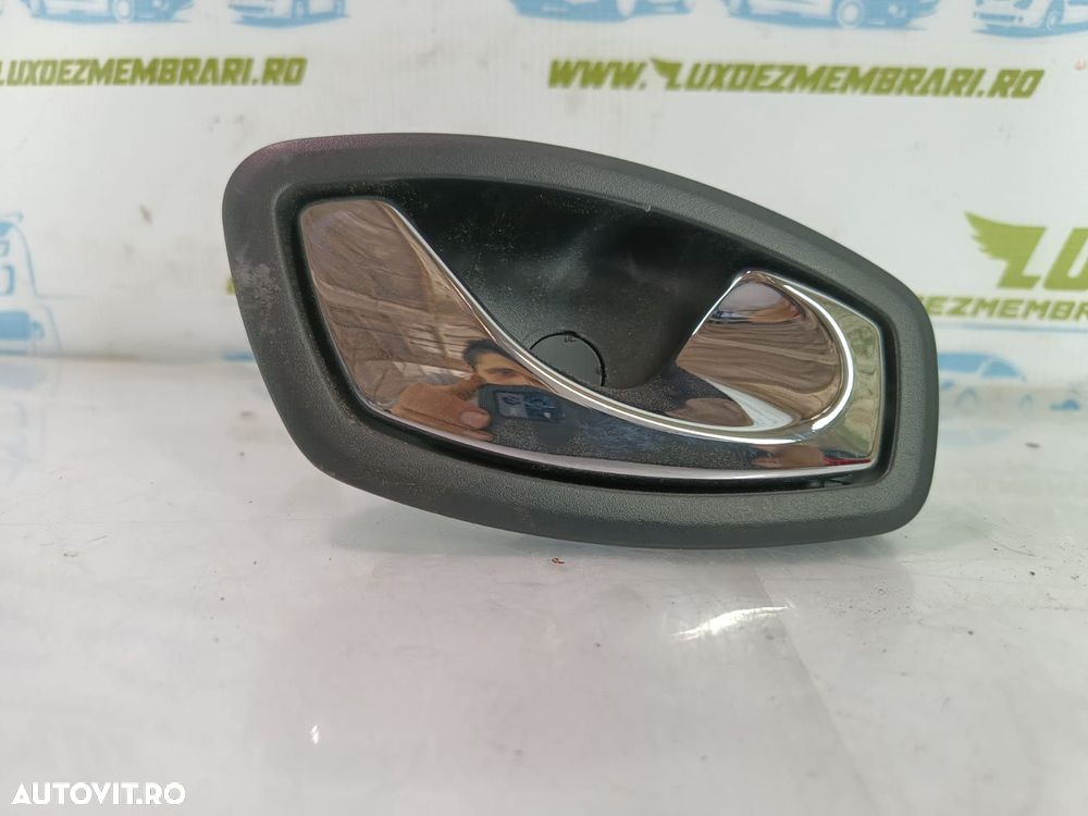 Maner interior dreapta fata 806700005r Renault Fluence 1 (facelift) - 1