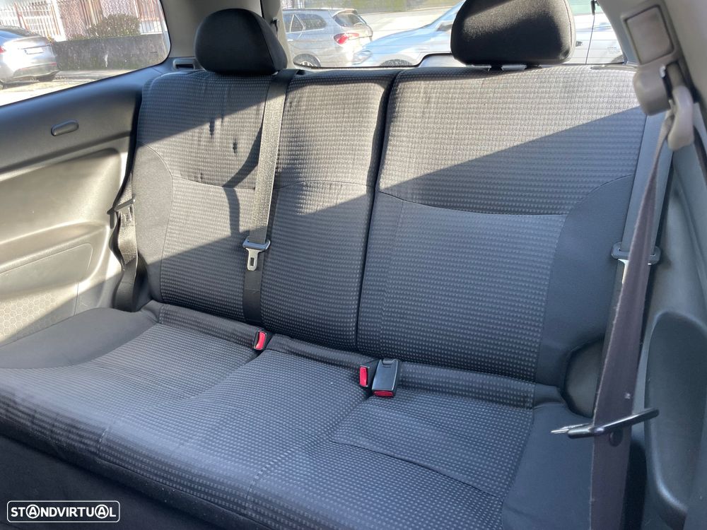 Honda Civic 1.4 LS - 7