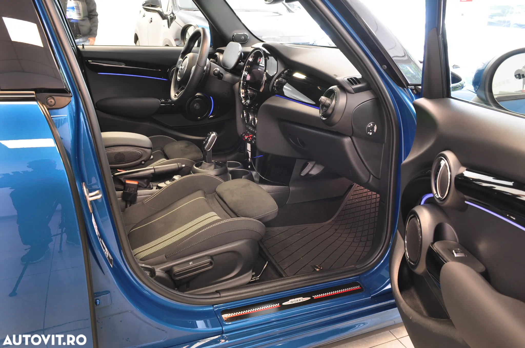 Mini Cooper S Aut. John Works Trim - 8