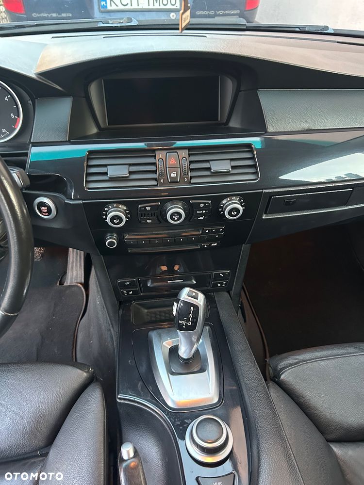 BMW Seria 5 - 12