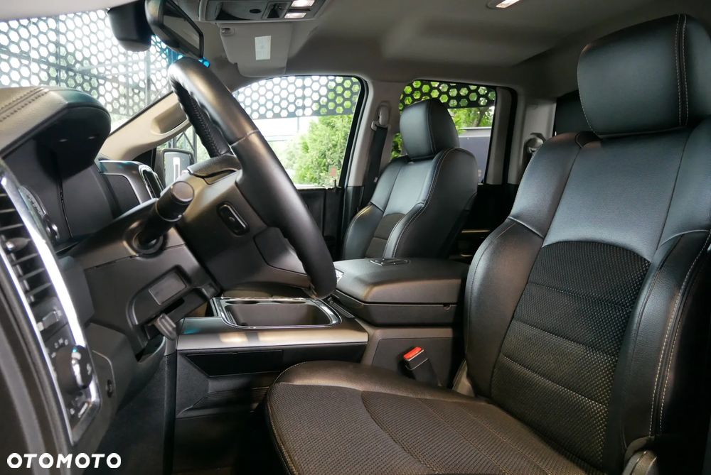Dodge RAM 1500 5.7 4x4 - 13