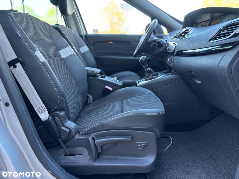 Renault Scenic Energy dCi 130 Start & Stop Bose Edition - 31