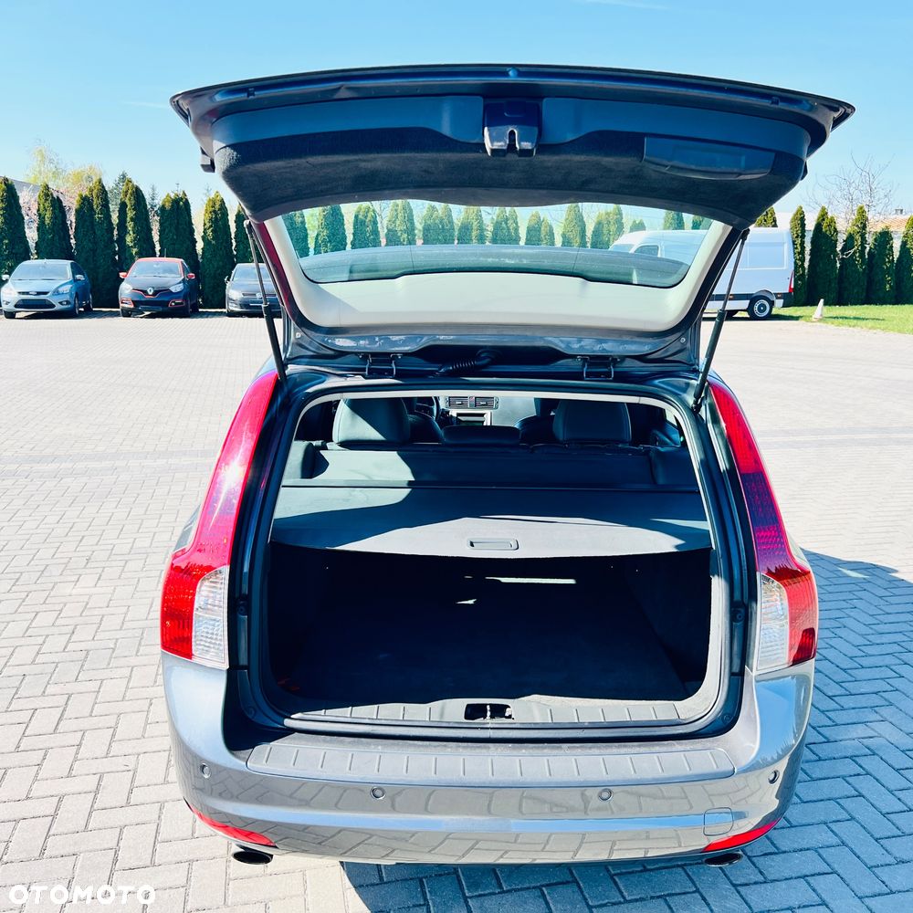 Volvo V50 D5 DPF Edition - 8