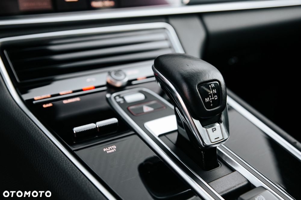 Porsche Panamera 4S - 14