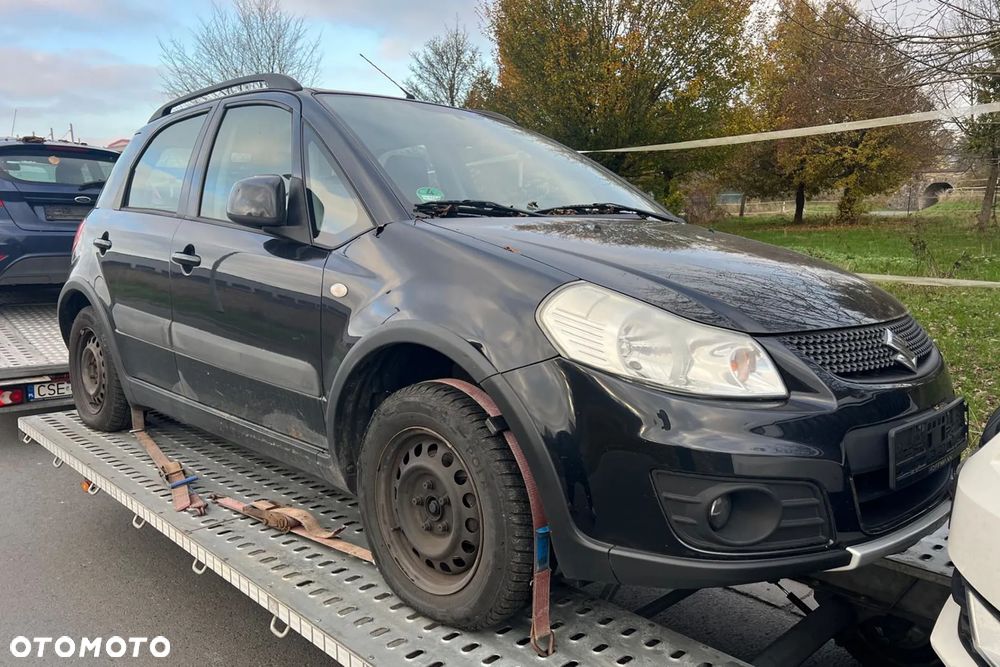 Suzuki SX4 1.6 Comfort 4WD - 39