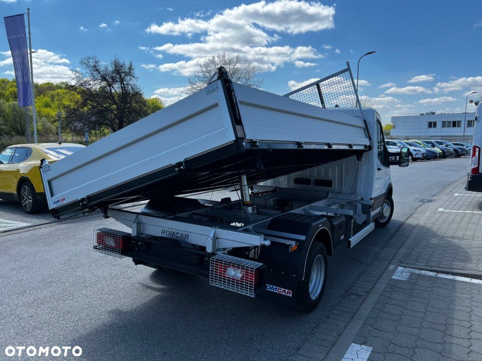 Ford Transit - 11