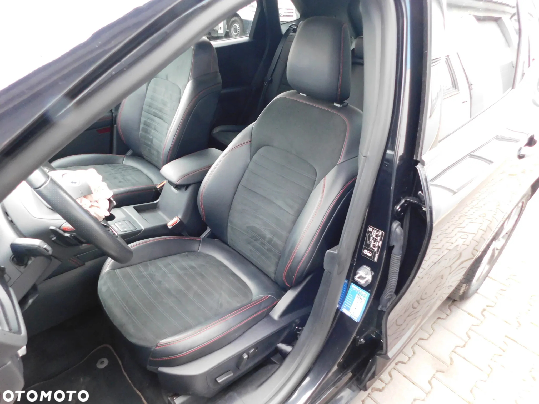 Ford Kuga 1.5 EcoBlue FWD ST-Line - 18