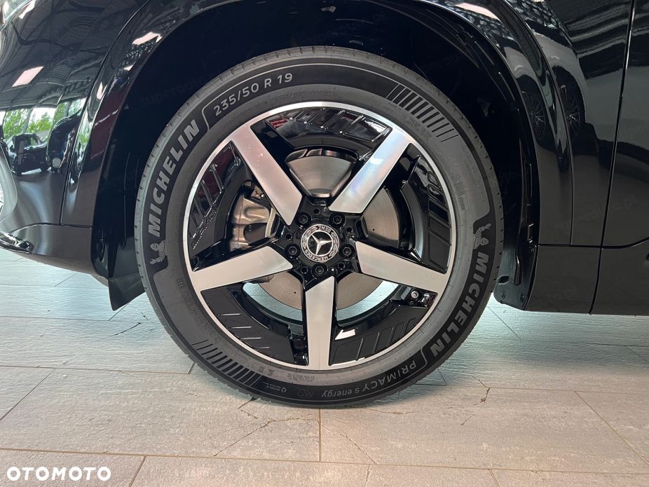 Mercedes-Benz GLB 220 mHEV 4-Matic 8G-eDCT - 14