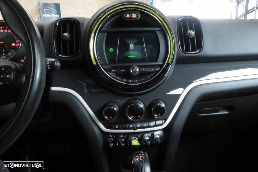 MINI Countryman Cooper SE ALL4 Auto - 10