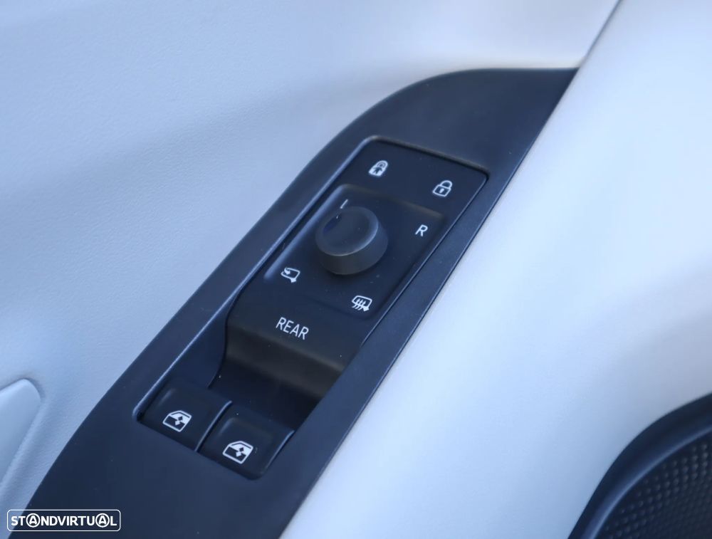 Ford Explorer 77 kWh Premium - 42